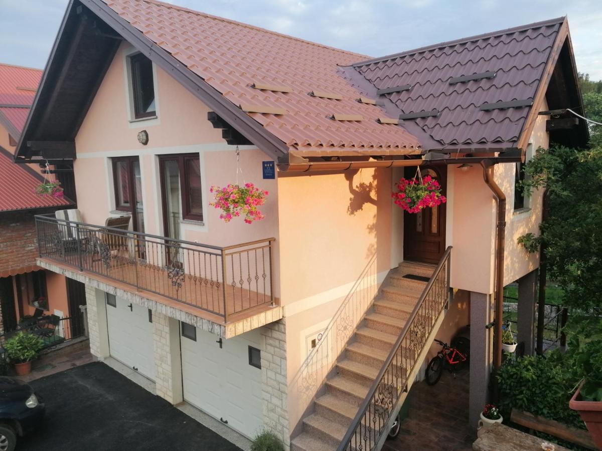 Holiday Home Lana Fužine Extérieur photo